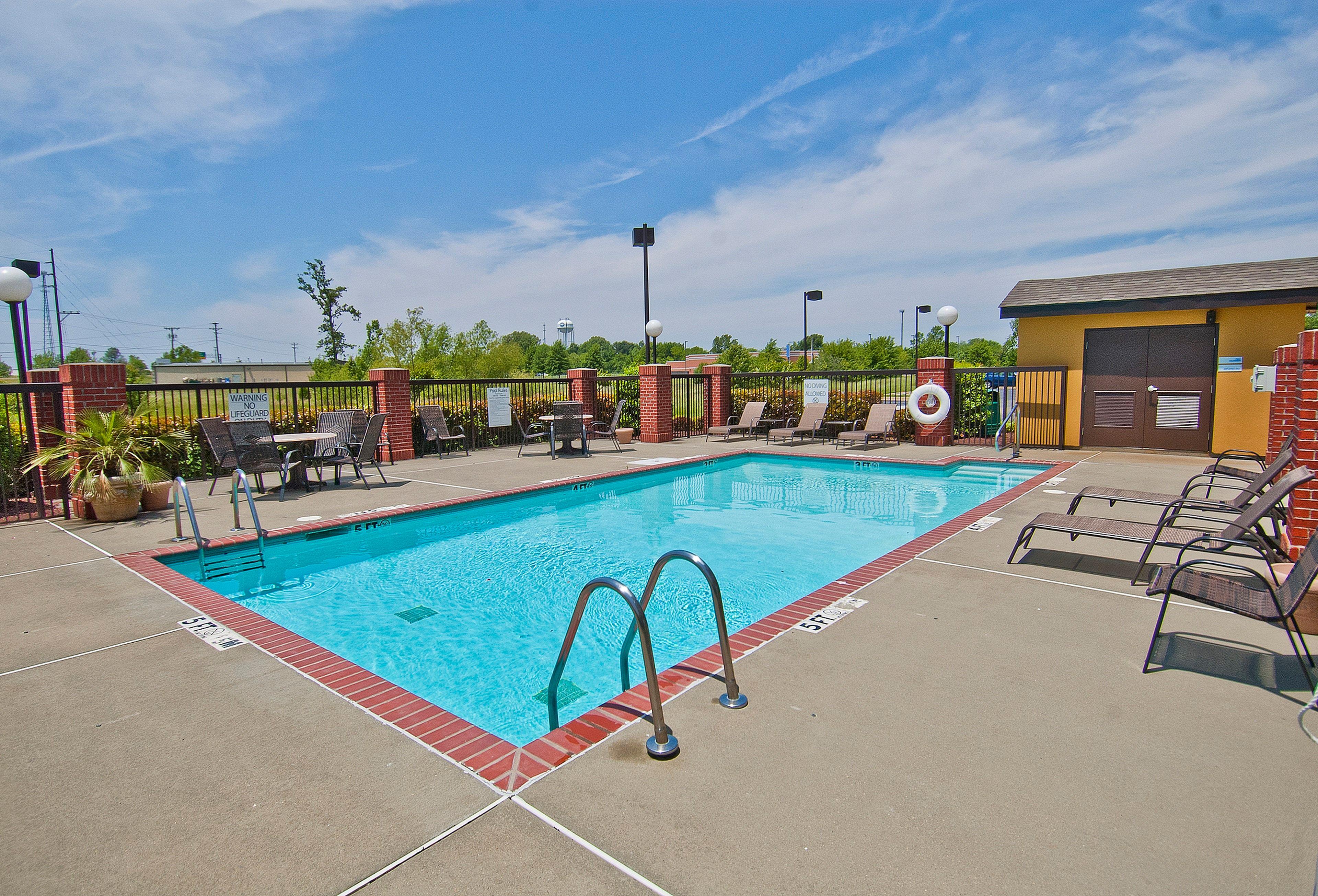Holiday Inn Express Hotel & Suites Olive Branch By Ihg Luaran gambar